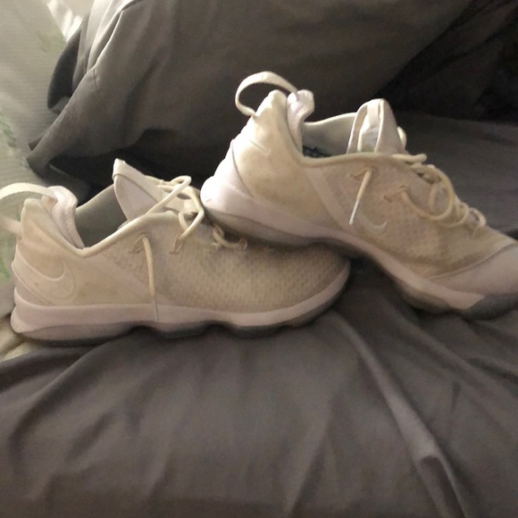 Lebron 14 low - Picture 3 of 3